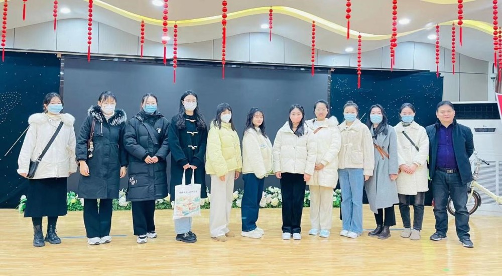 c5c3399a6c9d4025a8aa8773b4eaa262.jpg c5c3399a6c9d4025a8aa8773b4eaa262.jpg