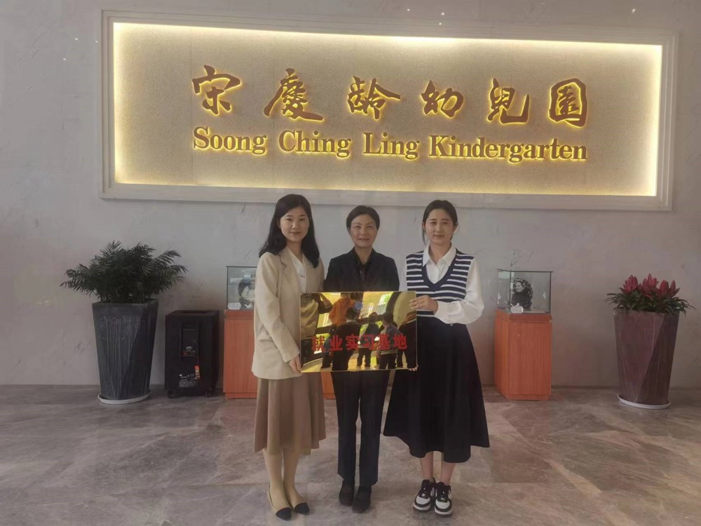 b7fcadacc205450faf7e75e4c78e77e7.jpg b7fcadacc205450faf7e75e4c78e77e7.jpg