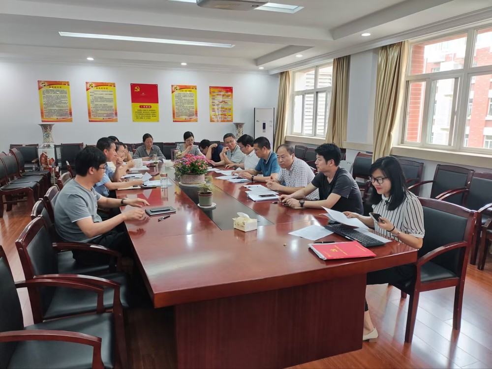 d23202e6e6d84e64a2cb342f2a44d831.jpg d23202e6e6d84e64a2cb342f2a44d831.jpg