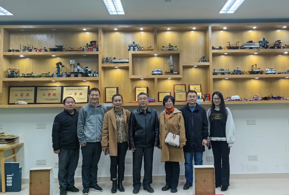 dbe053defd5f4adb90e432f396380ffd.jpg dbe053defd5f4adb90e432f396380ffd.jpg